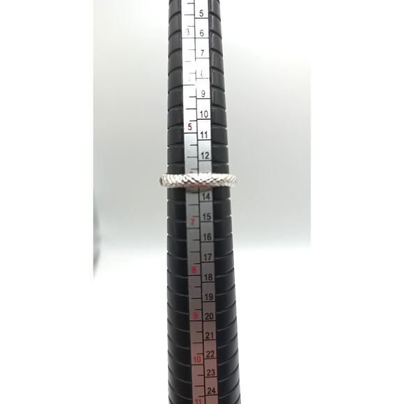 New Adjustable Black Enamel Snake Ring - Picture 3 of 5